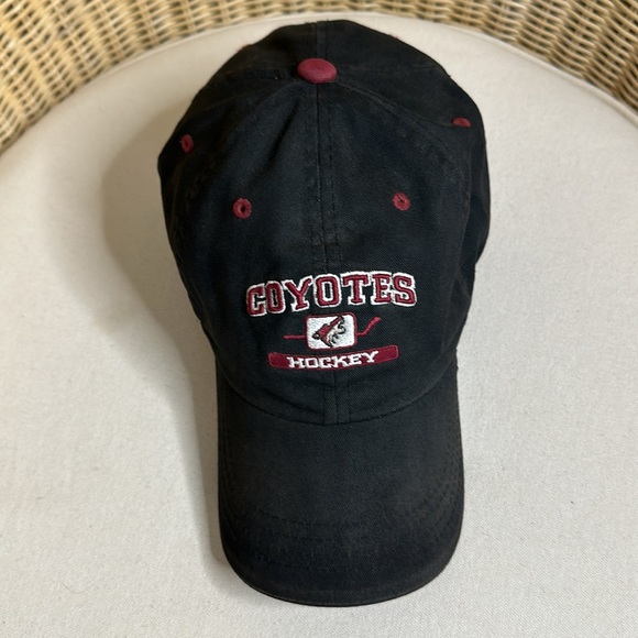 Vintage Broken In Phoenix Coyotes Hockey Authentic Zephyr The Z Hat Ball Cap - Picture 10 of 16